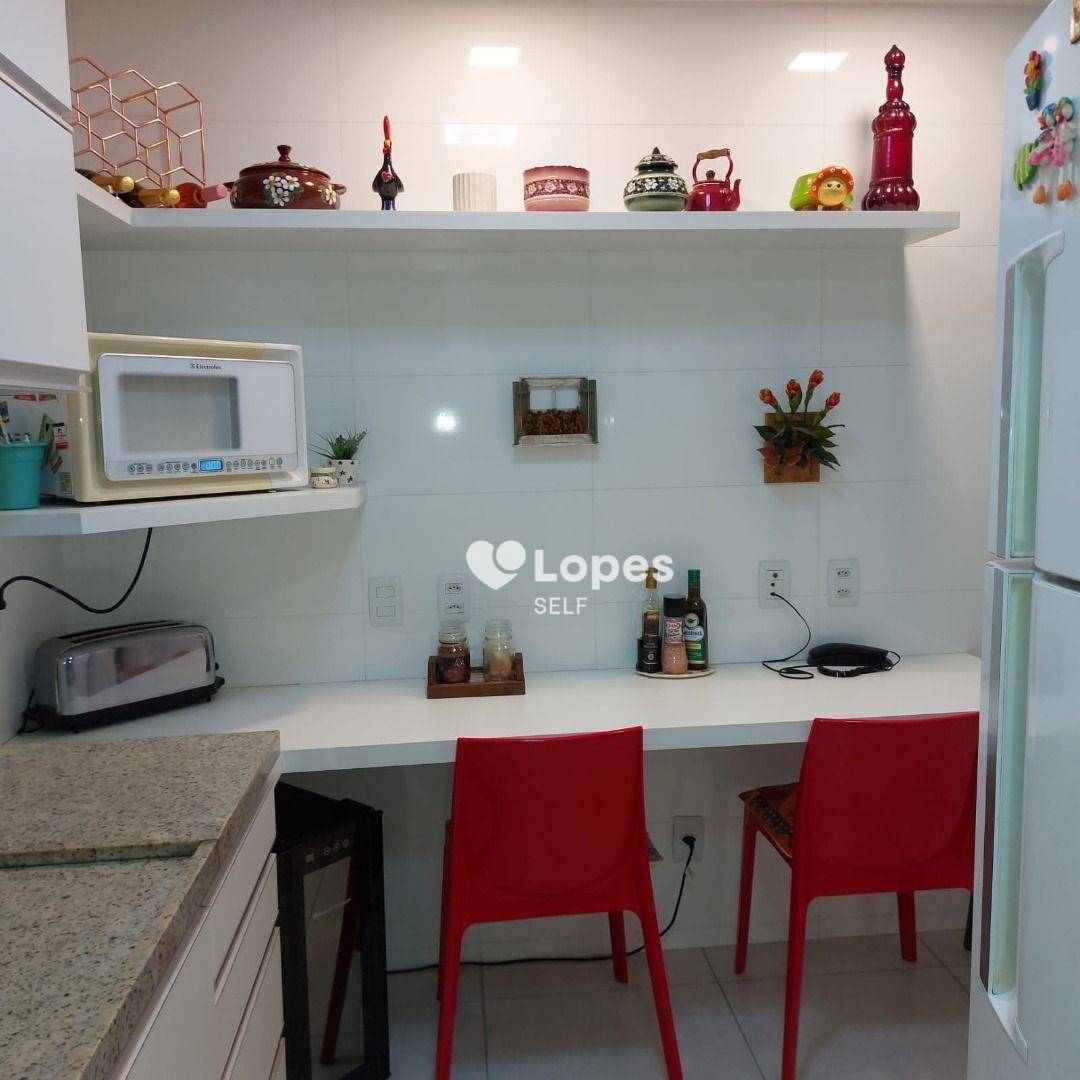 Apartamento à venda com 2 quartos, 82m² - Foto 4