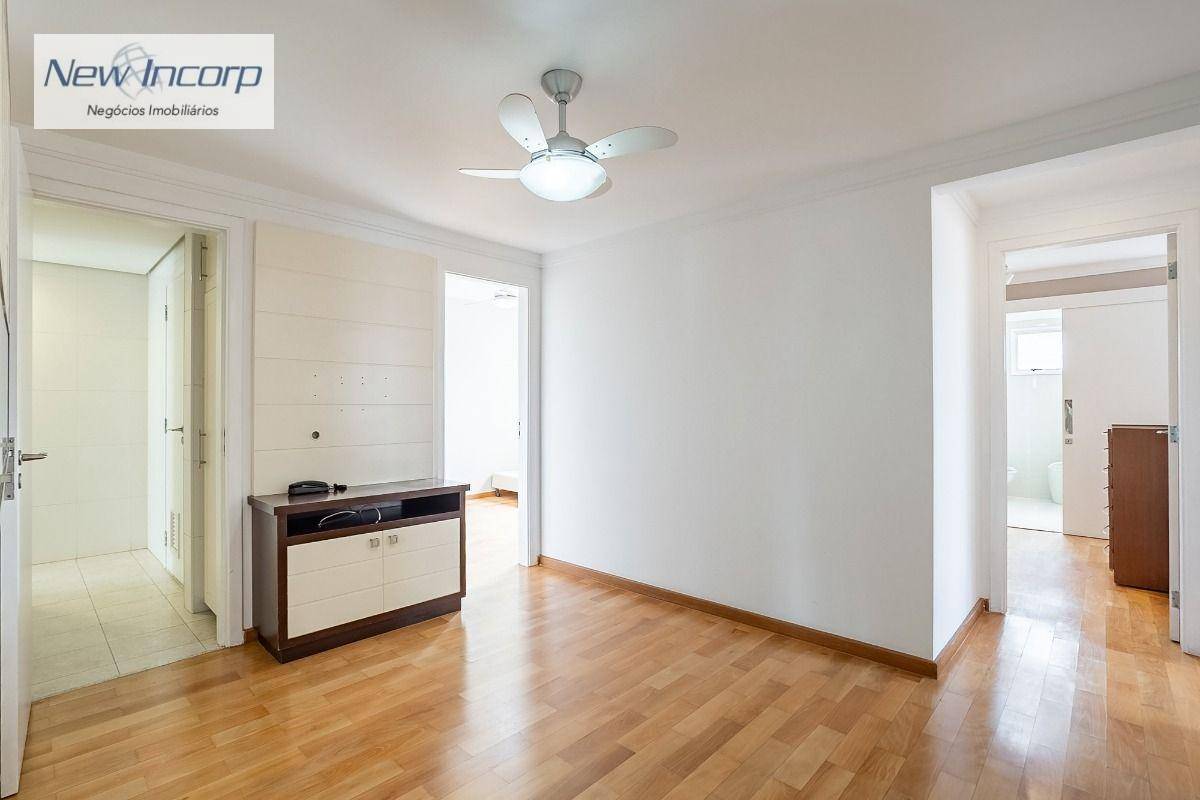 Apartamento à venda com 4 quartos, 198m² - Foto 37