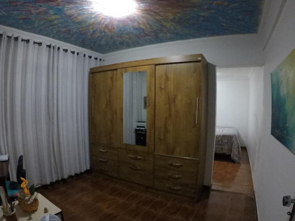 Casa à venda com 6 quartos, 140m² - Foto 43