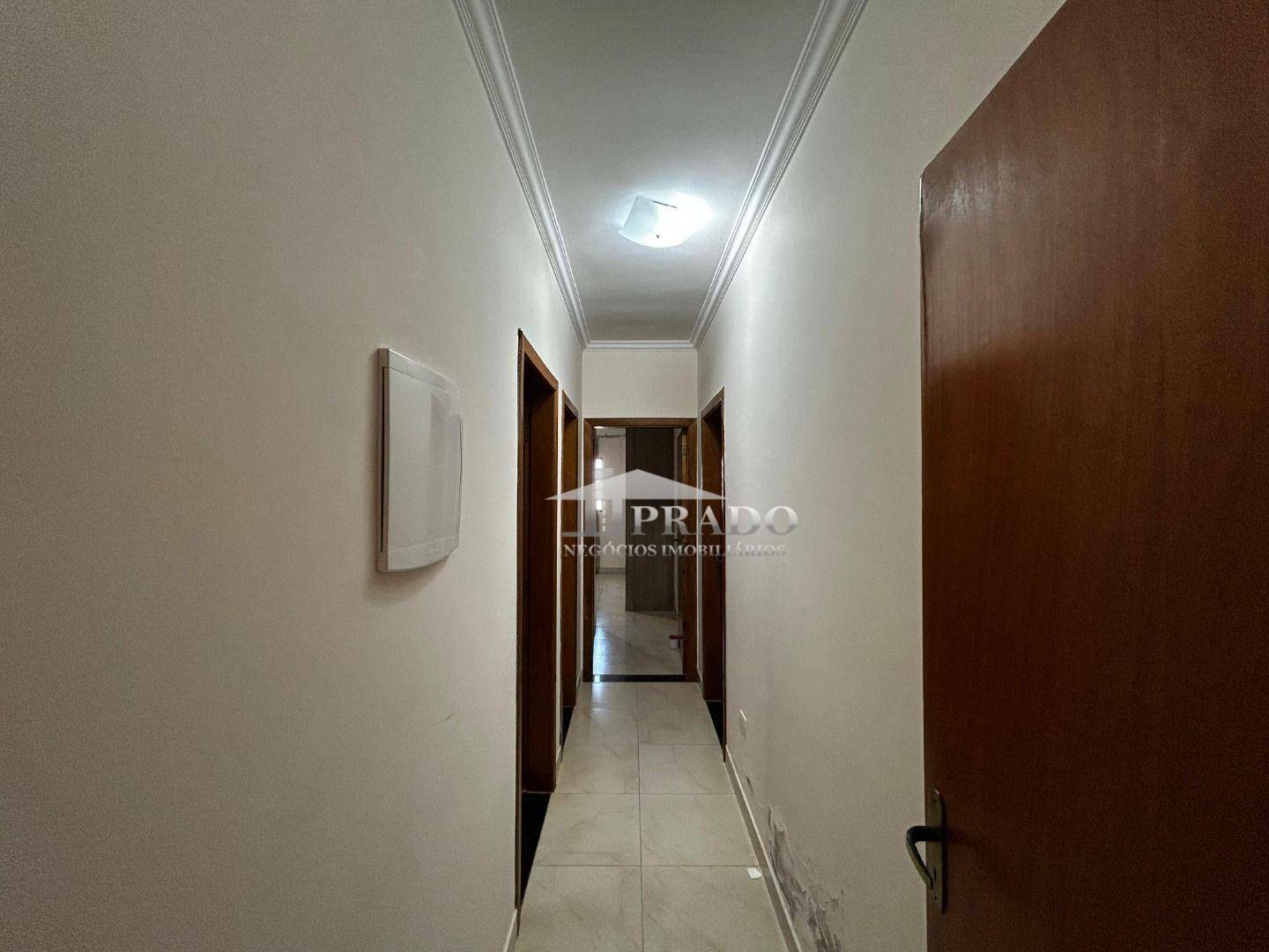 Casa à venda com 3 quartos, 214m² - Foto 30