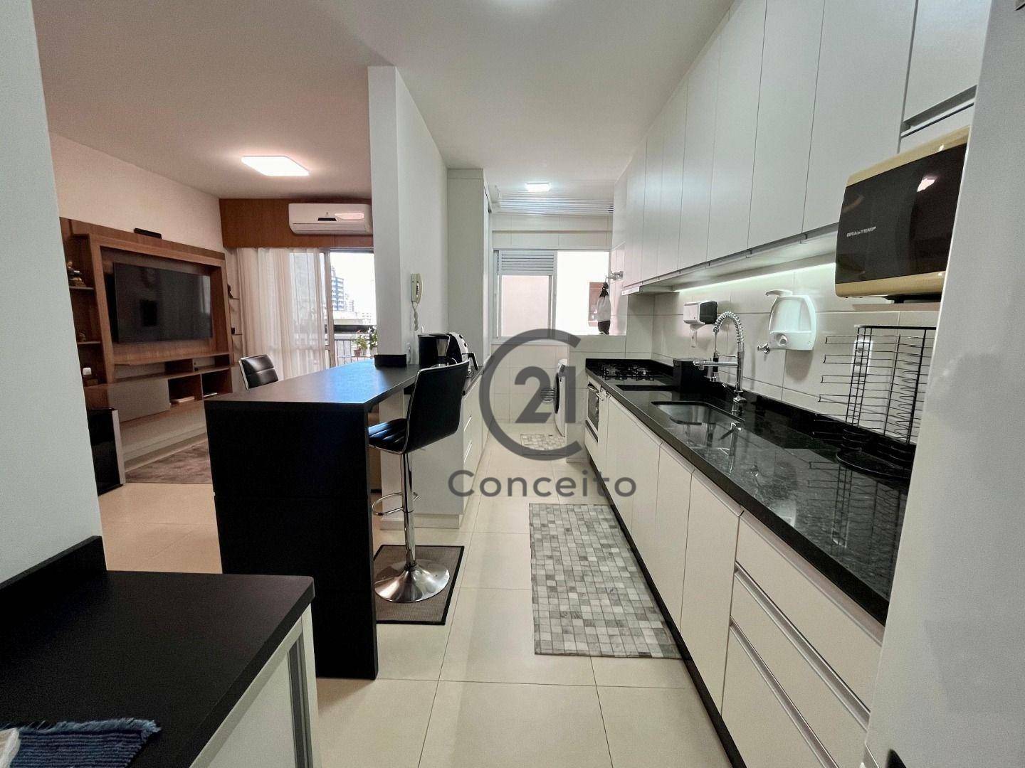 Apartamento para alugar com 2 quartos, 74m² - Foto 5