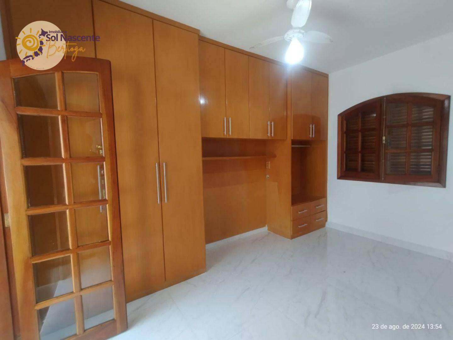 Casa de Condomínio à venda com 4 quartos, 228m² - Foto 21