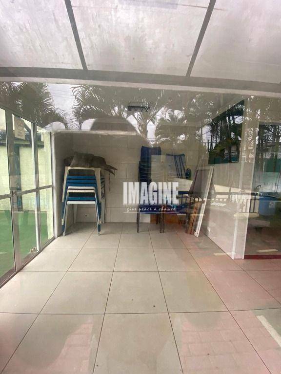 Sobrado à venda com 3 quartos, 70m² - Foto 22