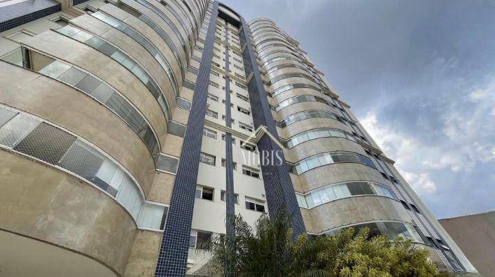 Cobertura, 3 quartos, 250 m² - Foto 1