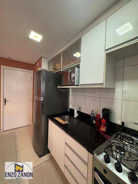 Apartamento à venda com 3 quartos, 60m² - Foto 2