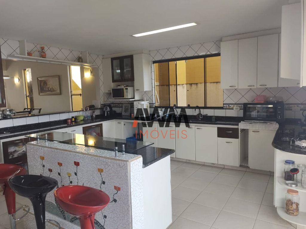 Sobrado à venda com 4 quartos, 309m² - Foto 12