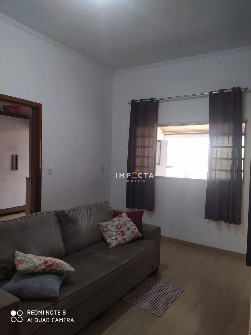 Casa à venda com 3 quartos, 81m² - Foto 3