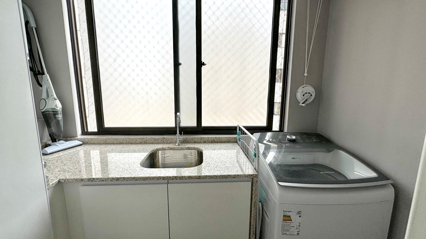 Apartamento à venda com 3 quartos, 106m² - Foto 13