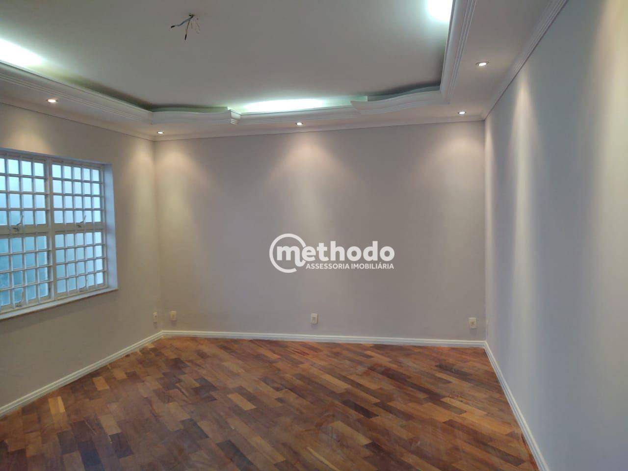 Casa à venda com 3 quartos, 147m² - Foto 3