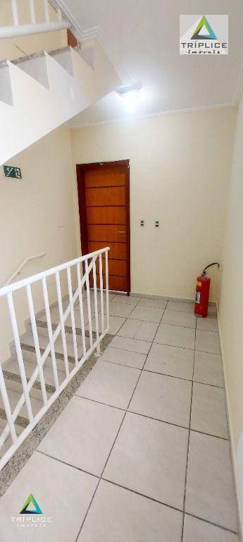 Apartamento à venda com 2 quartos, 65m² - Foto 3