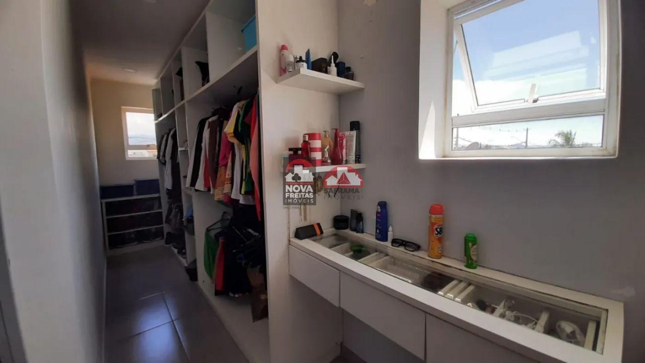 Sobrado à venda com 3 quartos, 250m² - Foto 32