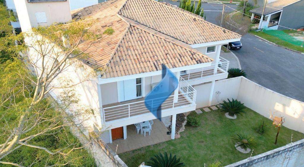 Casa de Condomínio à venda com 3 quartos, 286m² - Foto 1