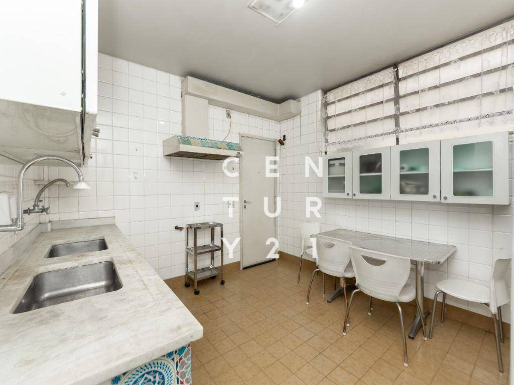 Apartamento à venda com 3 quartos, 120m² - Foto 19