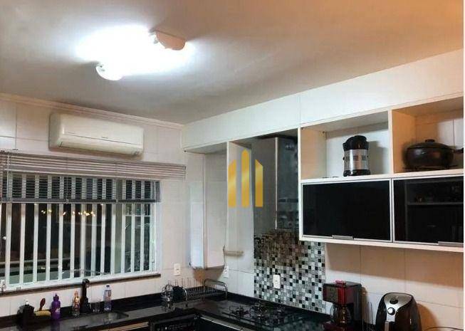 Sobrado à venda com 4 quartos, 190m² - Foto 6