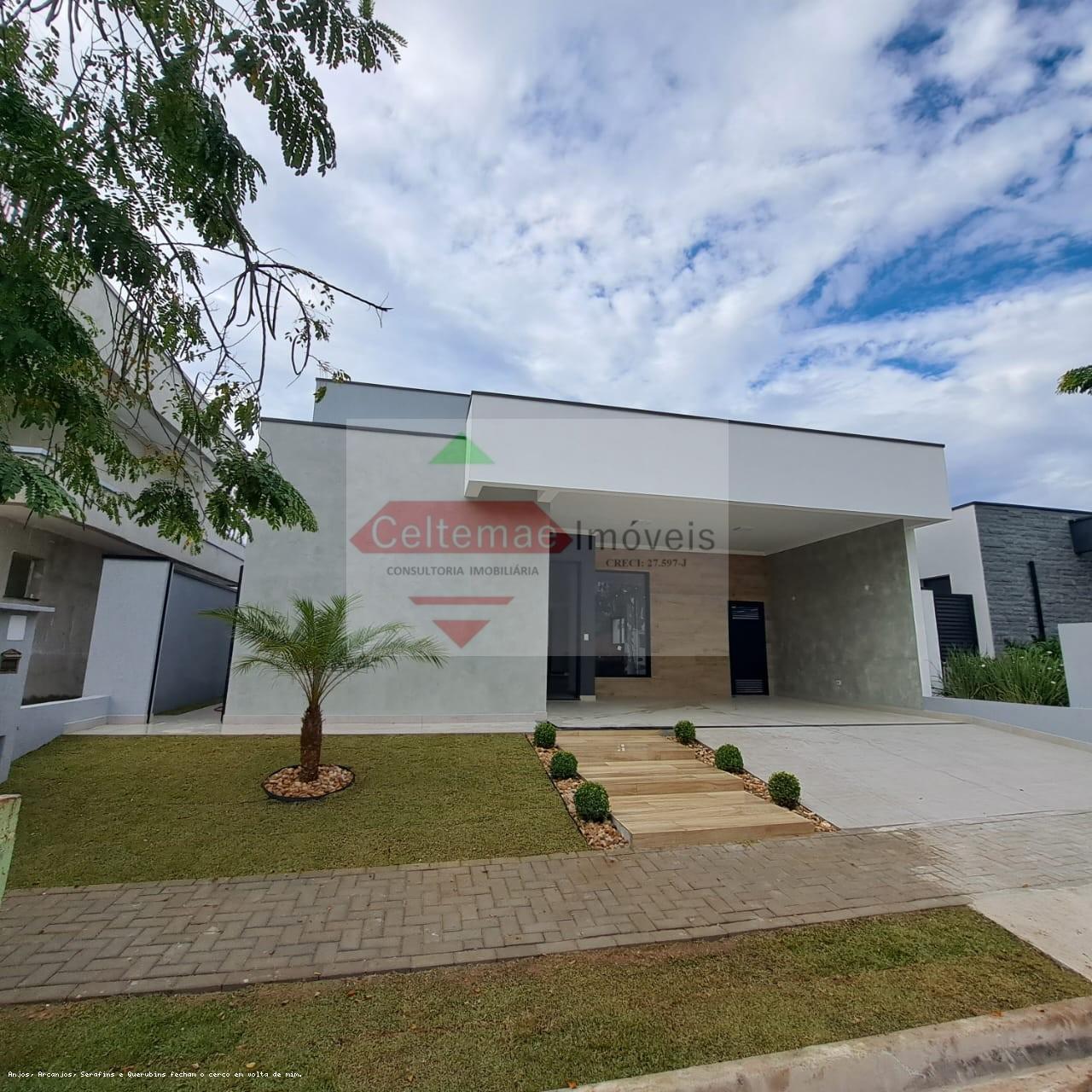 Casa de Condomínio à venda com 3 quartos, 184m² - Foto 1