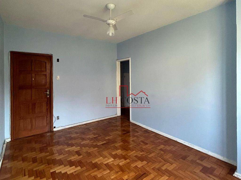 Apartamento à venda com 3 quartos, 120m² - Foto 2