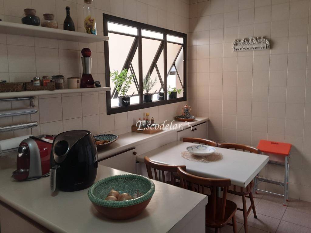 Apartamento à venda com 3 quartos, 170m² - Foto 18