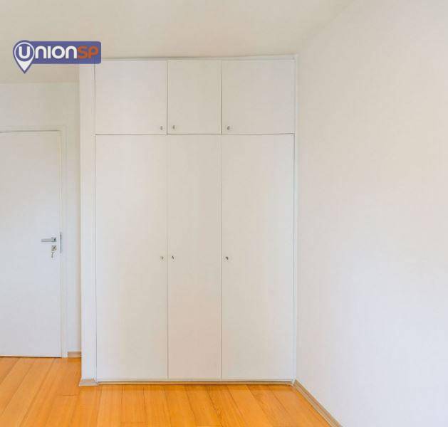 Apartamento à venda com 2 quartos, 70m² - Foto 8