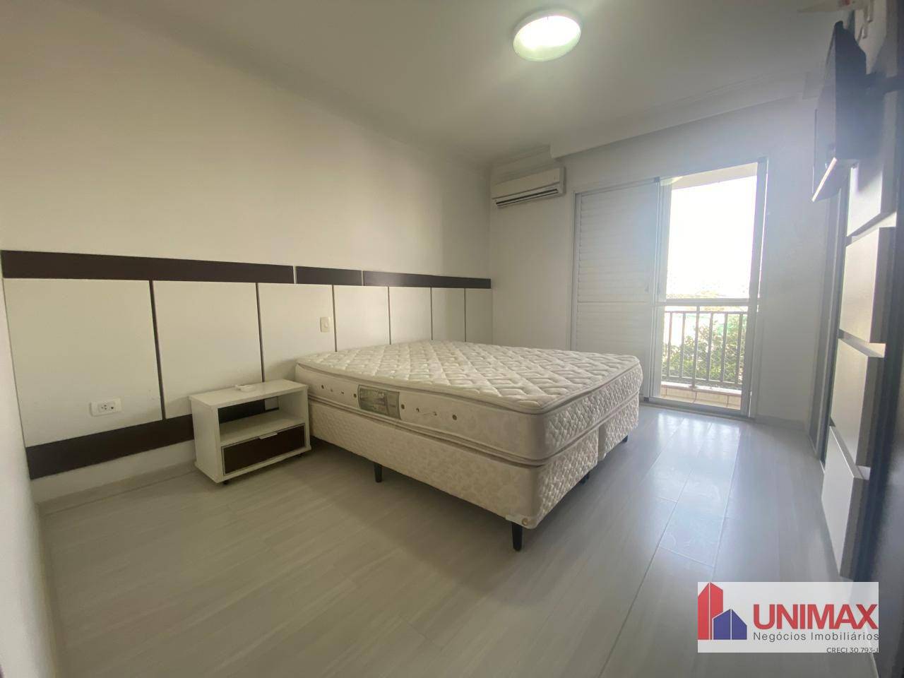 Apartamento para alugar com 3 quartos, 165m² - Foto 11