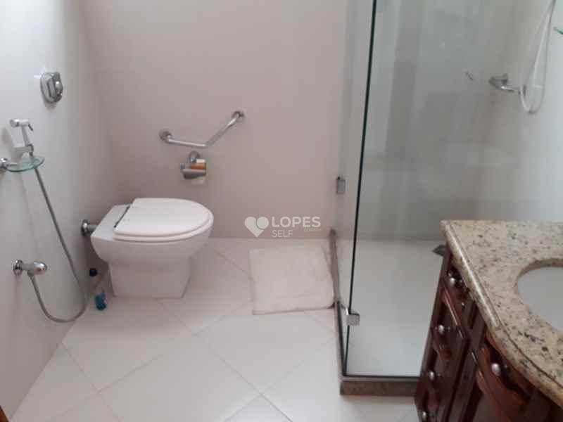 Casa à venda com 3 quartos, 380m² - Foto 16