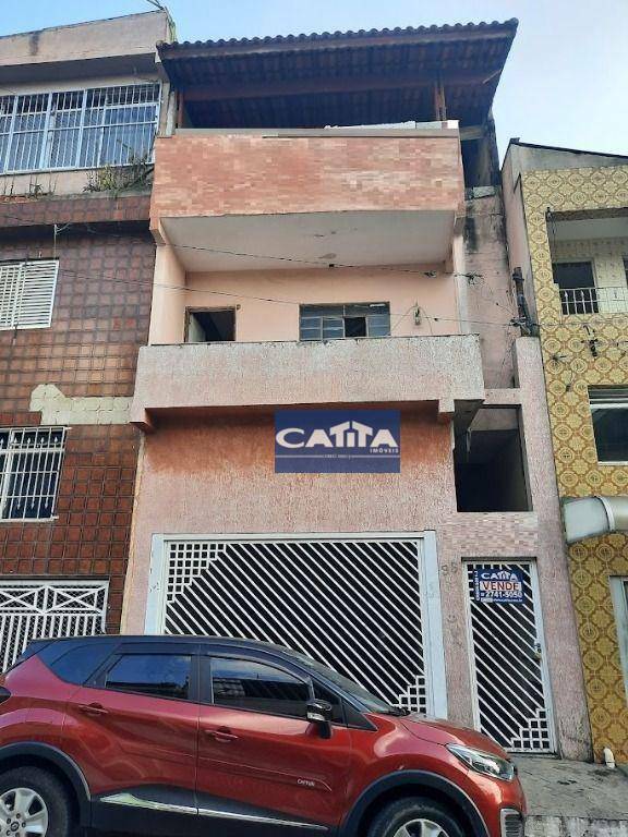 Sobrado à venda com 5 quartos, 250m² - Foto 1