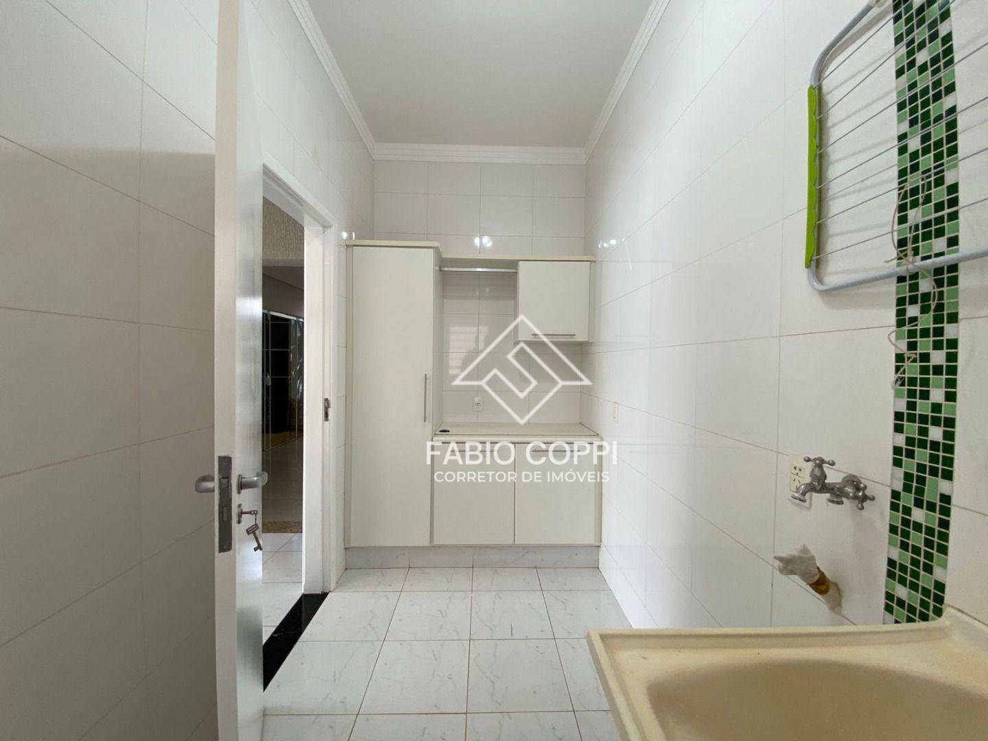 Casa de Condomínio à venda com 3 quartos, 320m² - Foto 23