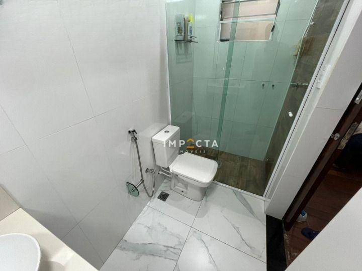 Casa à venda com 3 quartos, 197m² - Foto 20