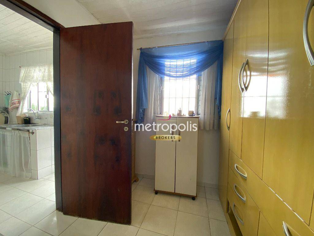 Casa à venda com 5 quartos, 150m² - Foto 25