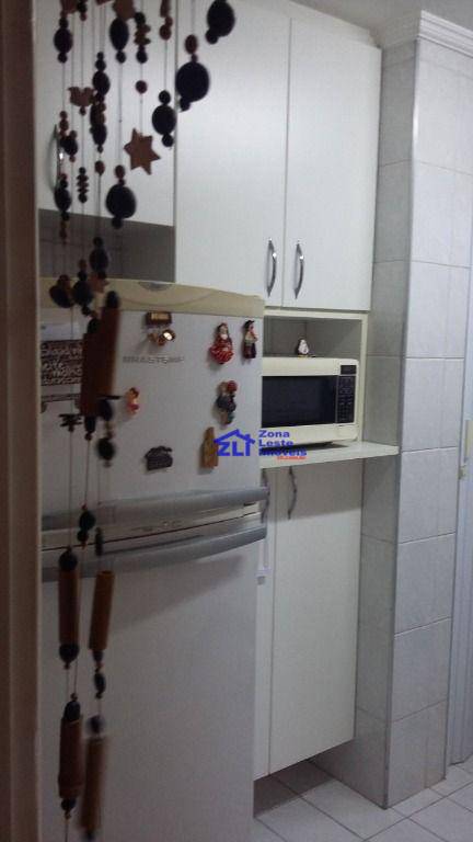 Apartamento à venda com 2 quartos, 60m² - Foto 8