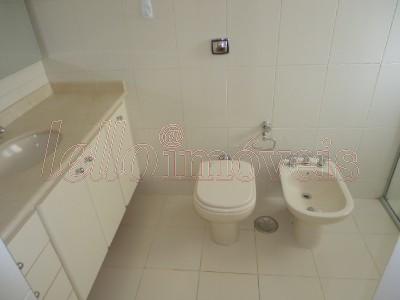 Apartamento para alugar com 4 quartos, 170m² - Foto 11