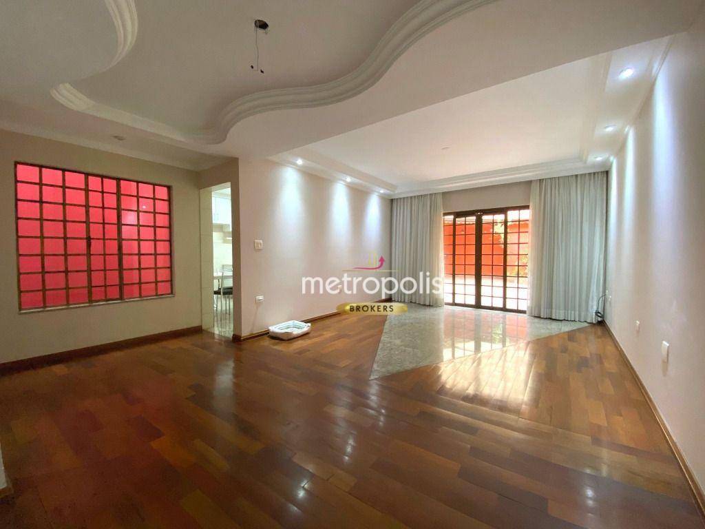 Sobrado à venda com 3 quartos, 295m² - Foto 1