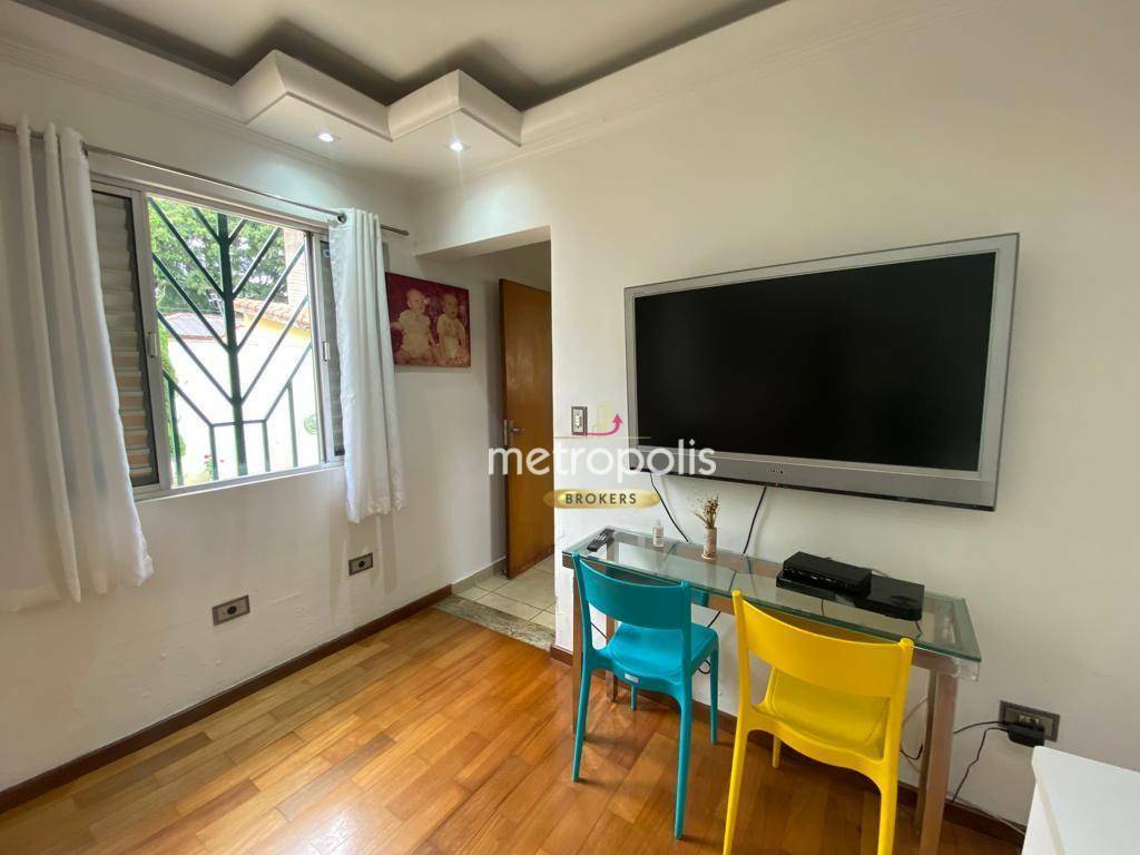 Casa à venda com 3 quartos, 250m² - Foto 18