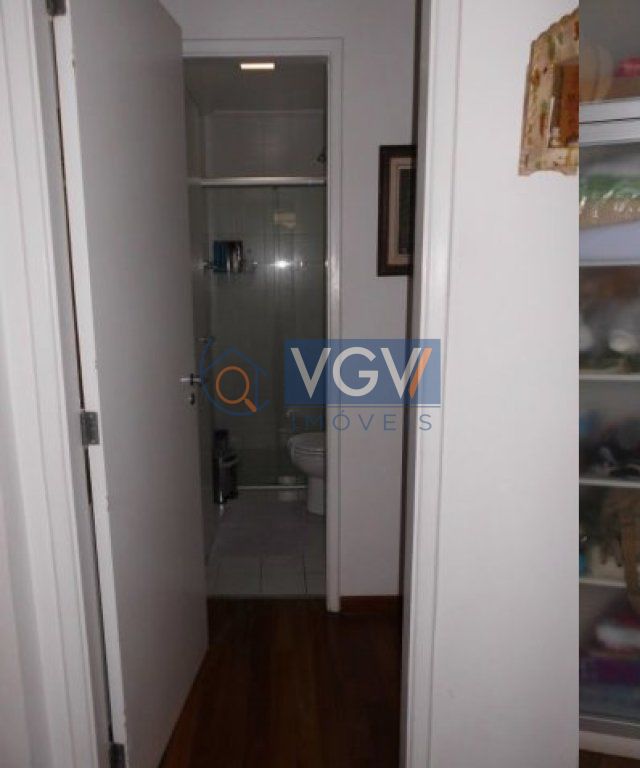 Apartamento à venda com 2 quartos, 55m² - Foto 13