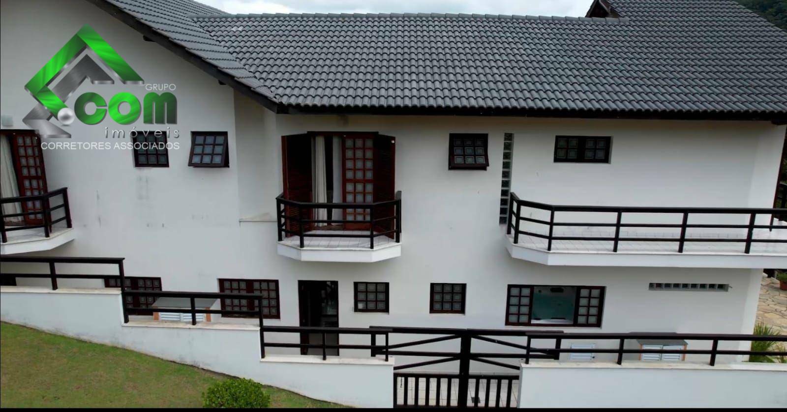 Casa de Condomínio à venda com 4 quartos, 550m² - Foto 9