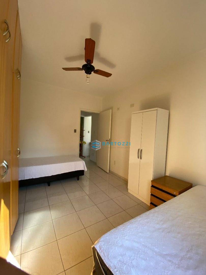 Apartamento à venda com 2 quartos, 72m² - Foto 14