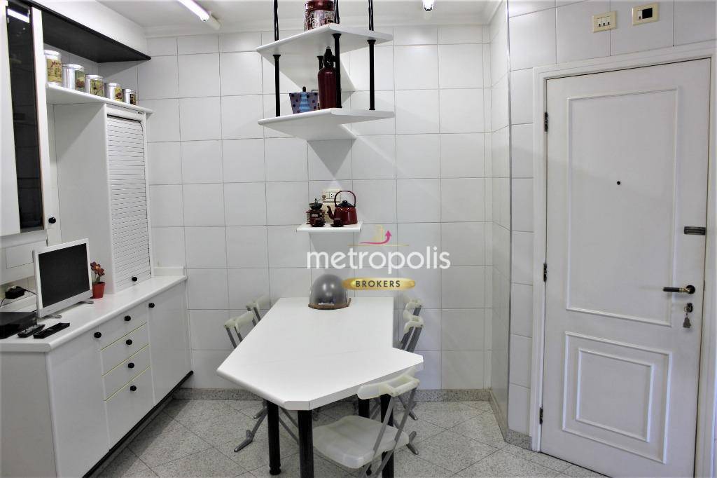 Apartamento à venda com 3 quartos, 150m² - Foto 14