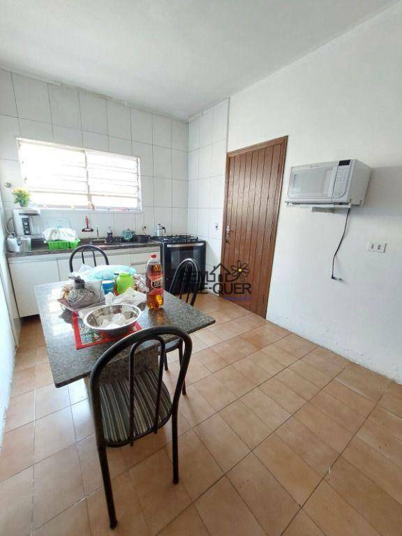 Sobrado à venda com 3 quartos, 160m² - Foto 4