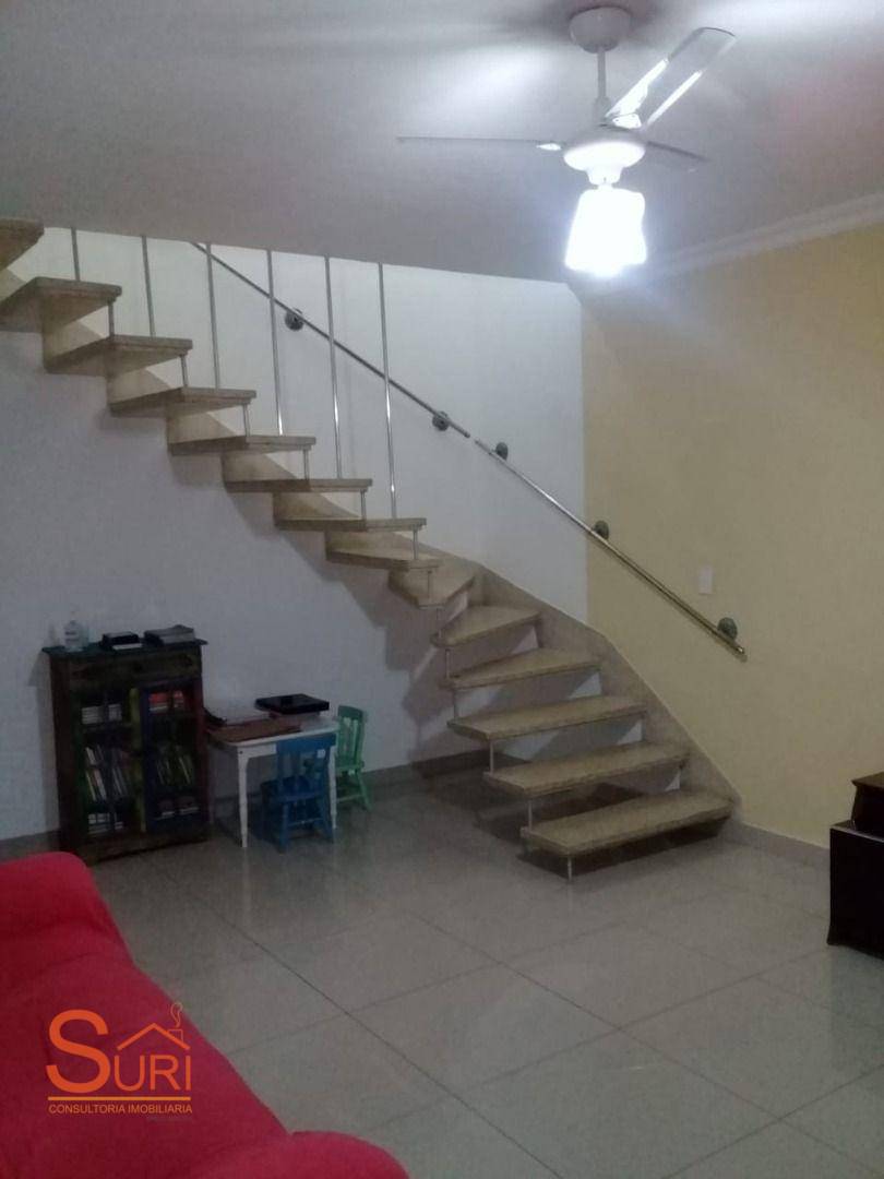 Sobrado à venda com 3 quartos, 174m² - Foto 4