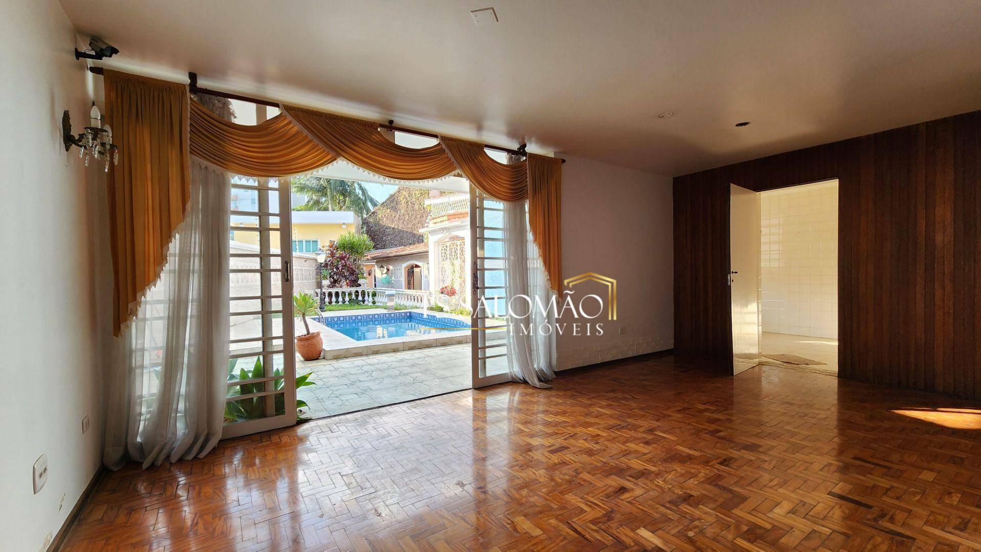 Casa à venda com 3 quartos, 210m² - Foto 22