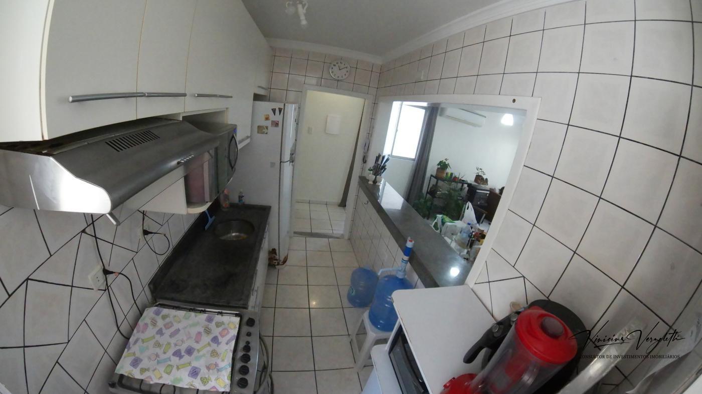 Apartamento para alugar com 3 quartos, 115m² - Foto 7