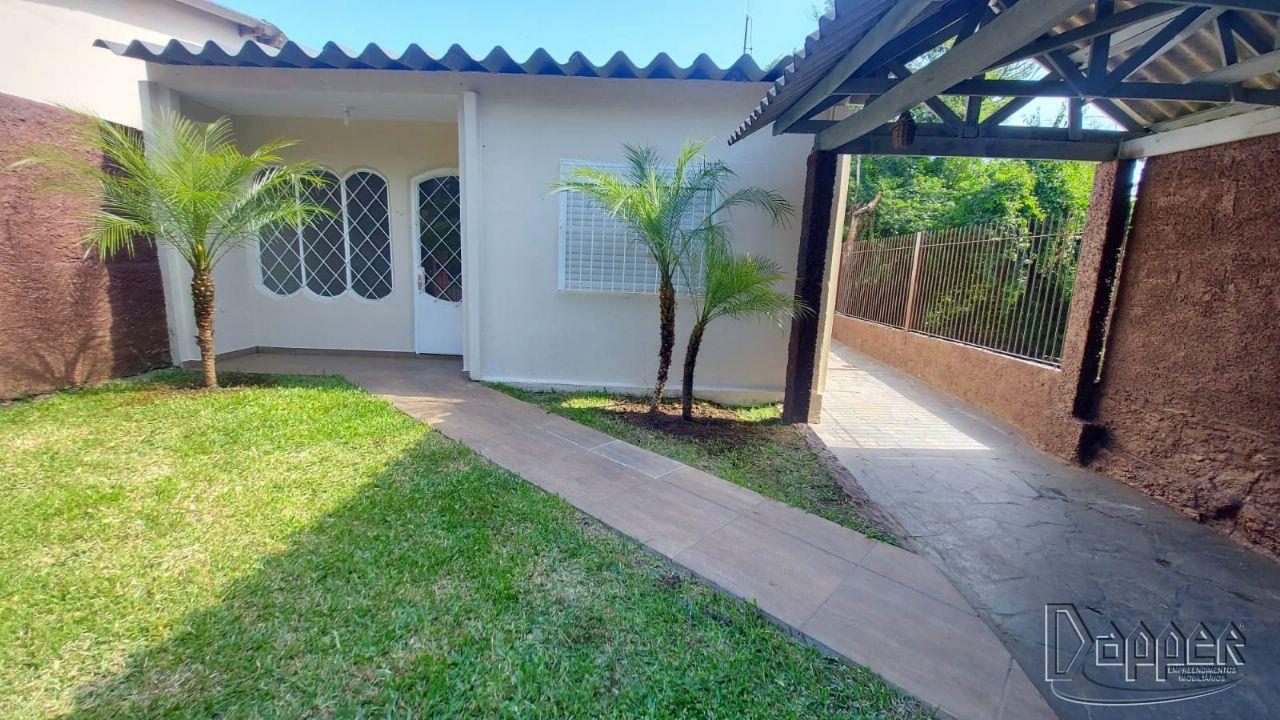 Casa à venda com 3 quartos, 110m² - Foto 1