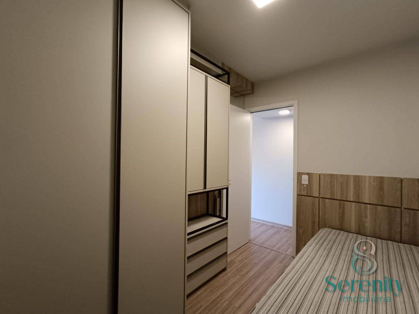 Apartamento para alugar com 2 quartos, 64m² - Foto 13