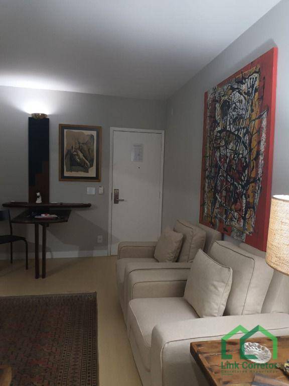 Apartamento à venda com 1 quarto, 60m² - Foto 2