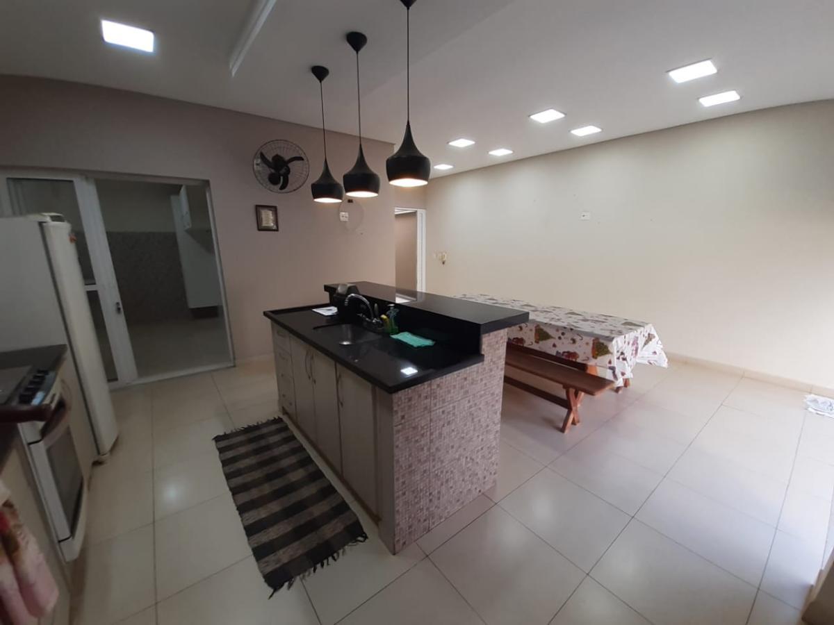 Casa à venda com 3 quartos, 336m² - Foto 31