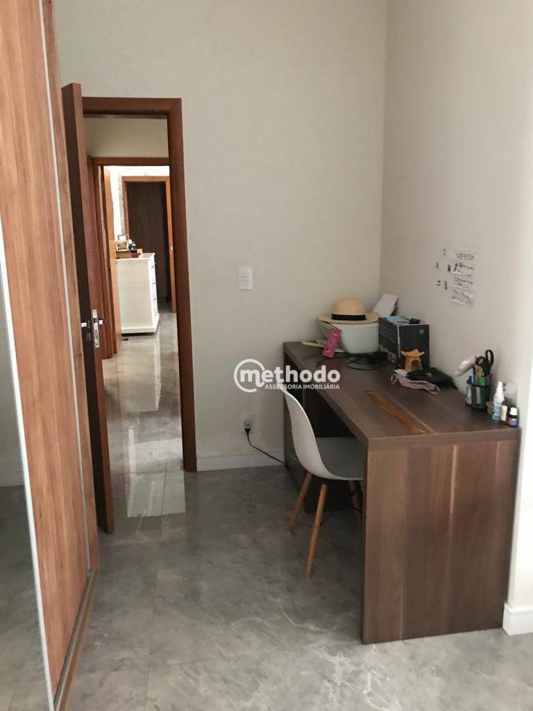 Casa de Condomínio à venda com 3 quartos, 233m² - Foto 18