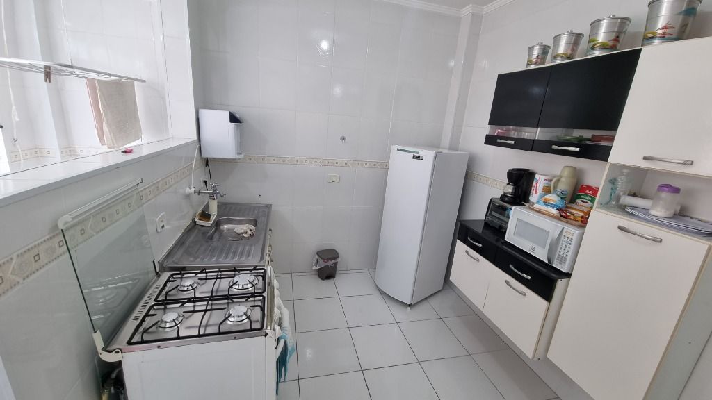 Apartamento à venda com 2 quartos, 65m² - Foto 13