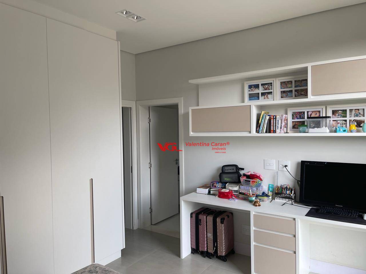 Chácara à venda com 6 quartos, 607m² - Foto 15