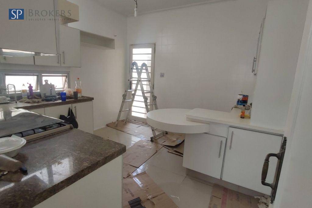 Casa à venda com 4 quartos, 170m² - Foto 7