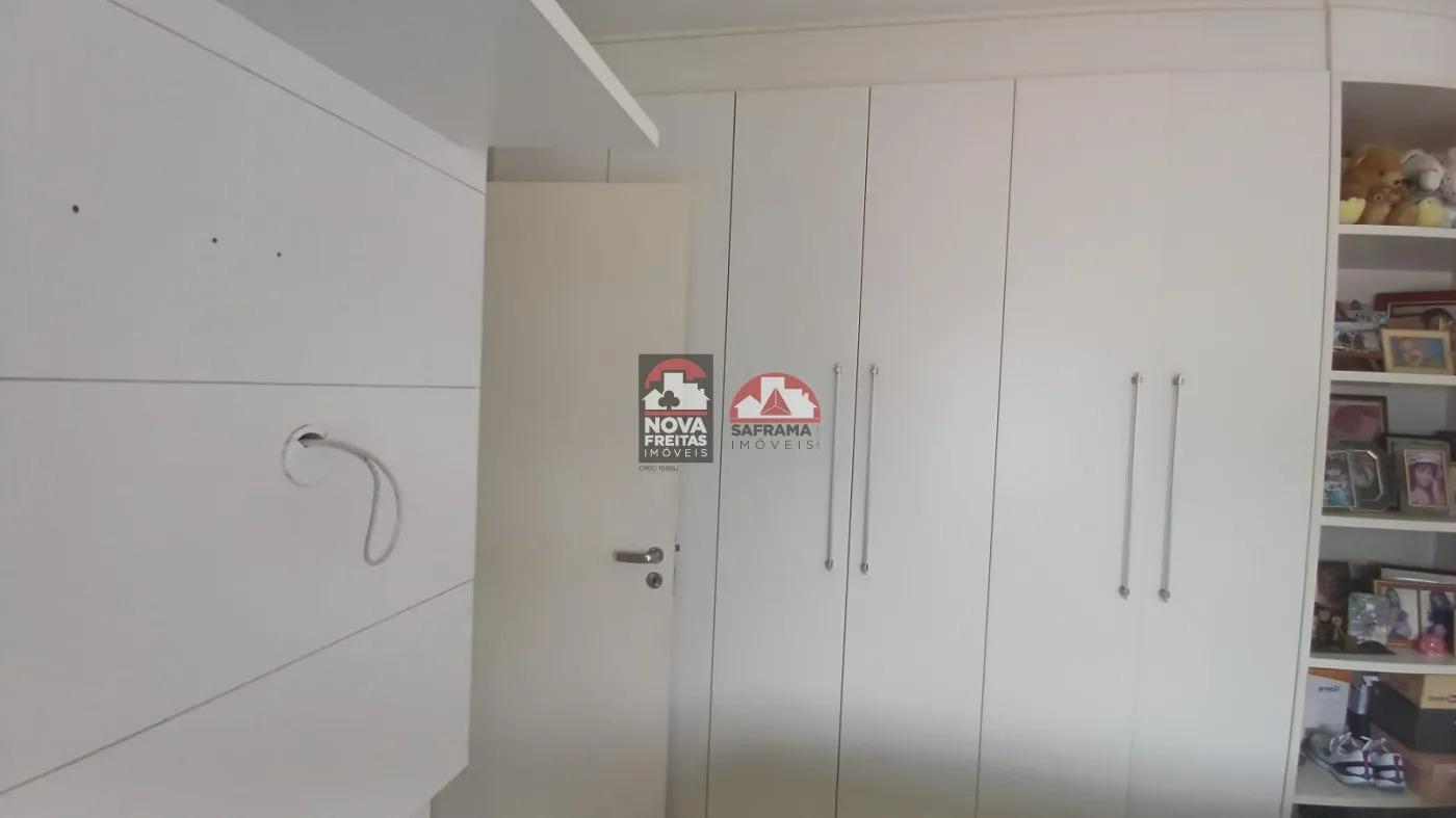 Apartamento à venda com 2 quartos, 72m² - Foto 29