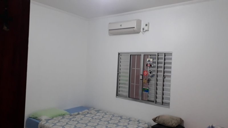 Casa à venda com 2 quartos, 75m² - Foto 21